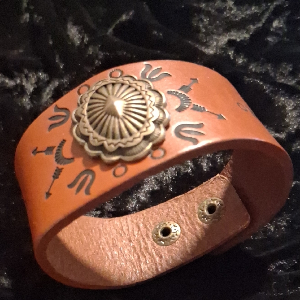 Brown Leather Cuff Bracelet with Silver Accents - Picture 2 of 6